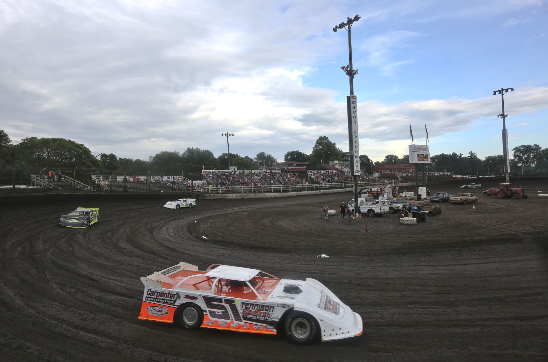 HR 100 8 07.05.18.JPG